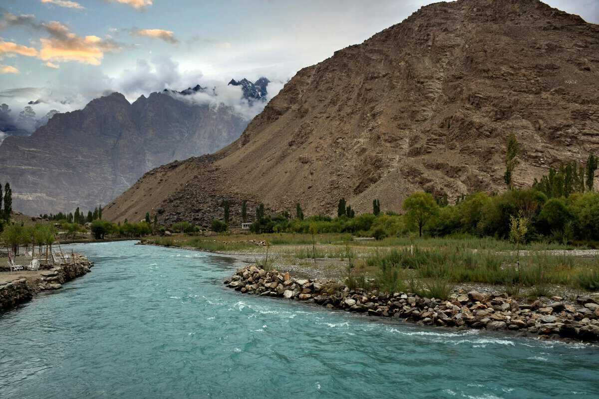 river rafting in pakistan