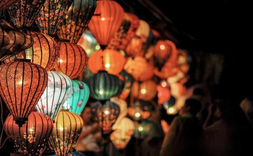 Selective Focus Photography of Lanterns